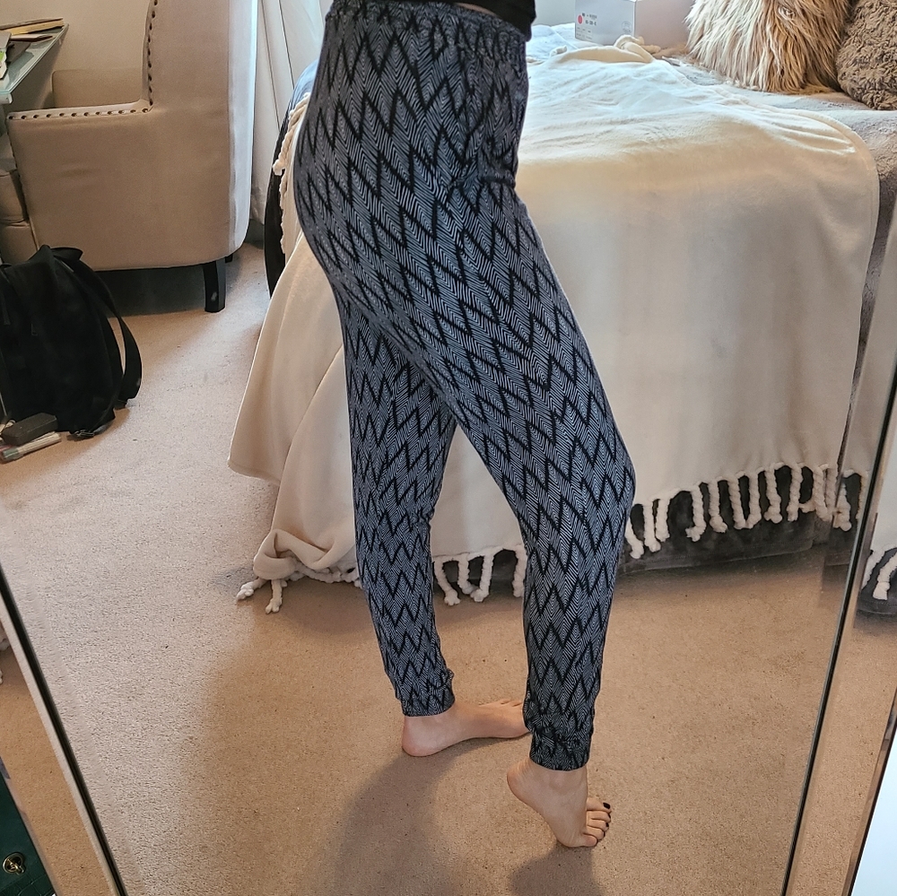 Joggers - Picture 3 of 3